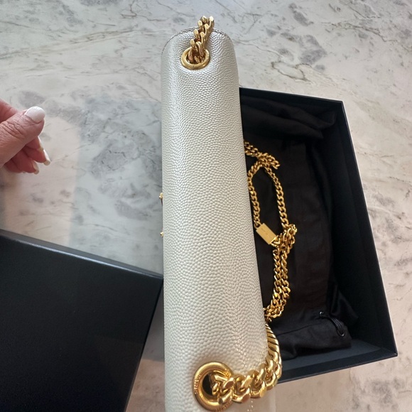Yves Saint Laurent Kate Small White and Gold Chain Bag - Picture 10 of 13